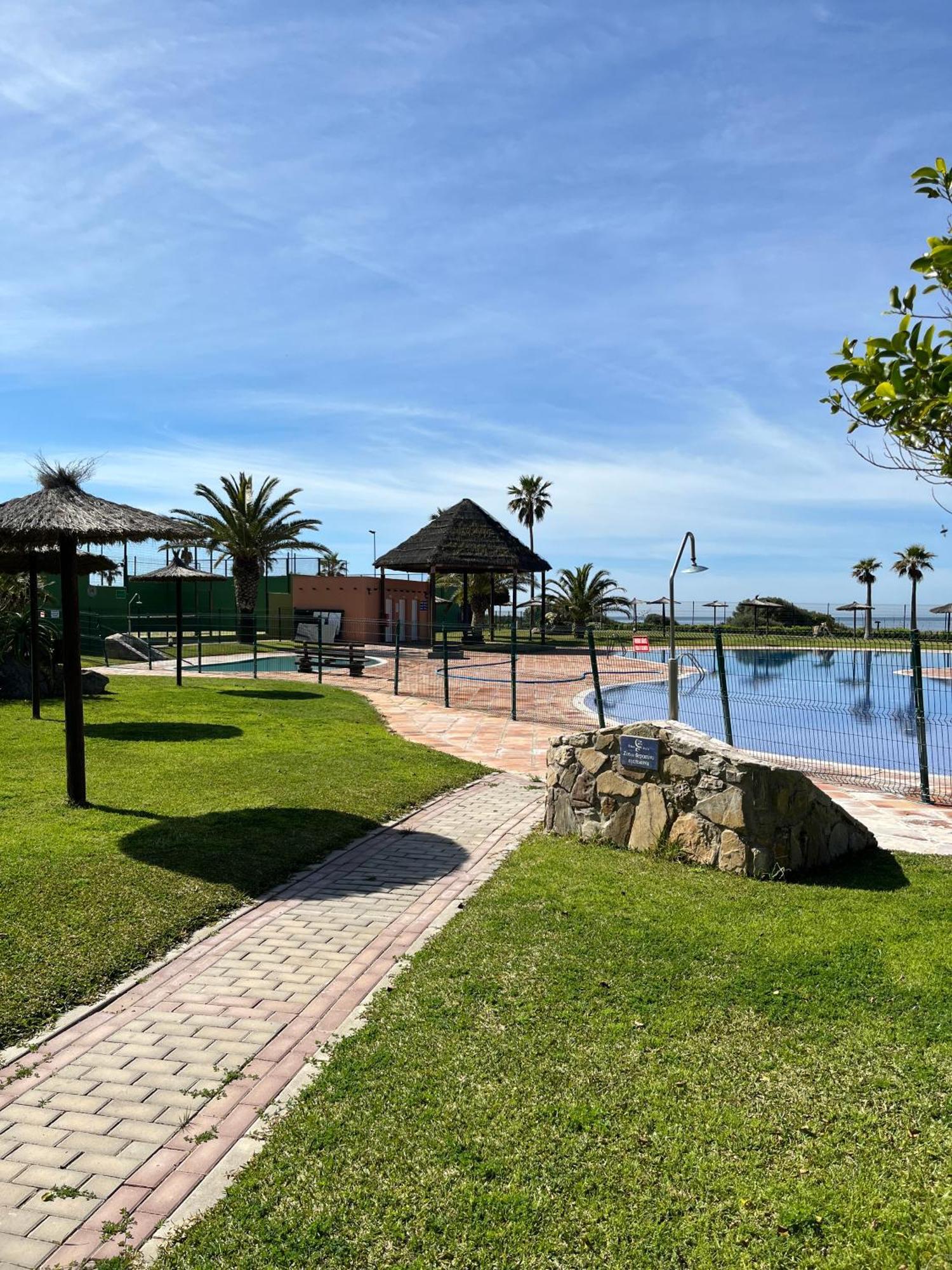 Comodo Apartamento En Bahia De La Plata Захара де лос Атунес Екстериор снимка